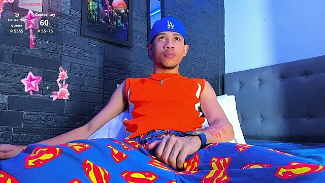 Snapshot of Romancartier_1 chatting on 11/13/25, 05:50 Romancartier 1 online show from 11/13/25, 05:50