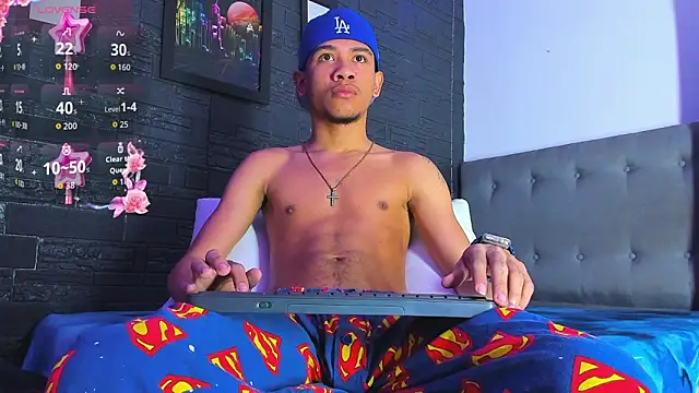 Snapshot of Romancartier_1 chatting on 11/16/25, 11:10 Romancartier 1 online show from 11/16/25, 11:10