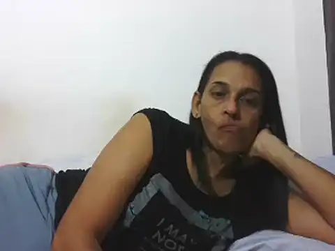 Snapshot of latinbrunettet chatting on 12/11/24, 07:57 latinbrunettet online show from 12/11/24, 07:57