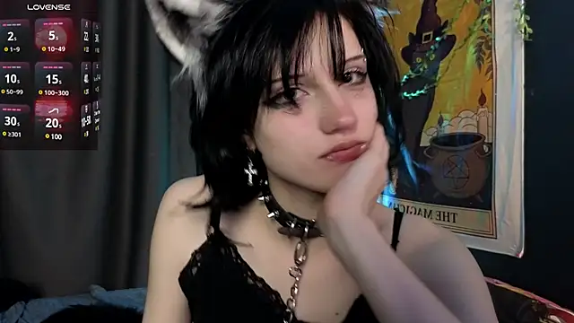 dark vamp  online show from 12/06/24, 03:30