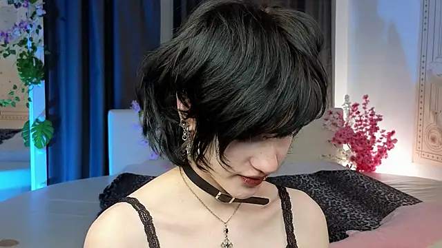dark vamp  online show from 03/01/25, 06:32