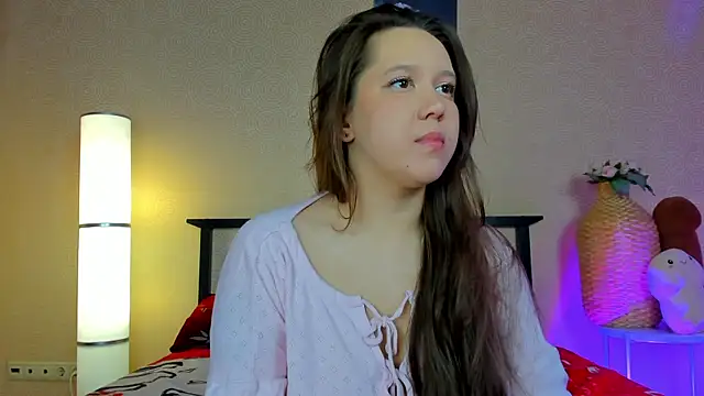 Snapshot of Mira_Karter chatting on 05/24/26, 03:22 Mira Karter online show from 05/24/26, 03:22