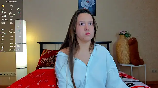 Mira Karter online show from 06/17/26, 02:58