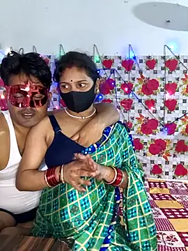 Snapshot of PeaCoooock chatting on 10/12/25, 05:45 PeaCoooock online show from 10/12/25, 05:45