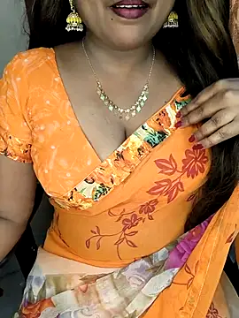 honey-sexy online show from 10/13/25, 07:08