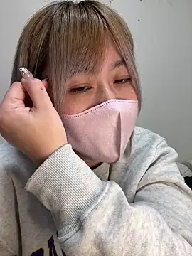 mii06 online show from 12/12/24, 04:21