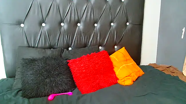 AfricanBigAssxx98 online show from 02/07/25, 07:17