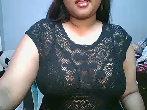 Your-love-12 online show from 10/11/25, 10:08