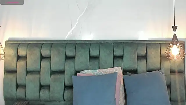 angelswets online show from 12/19/24, 05:08