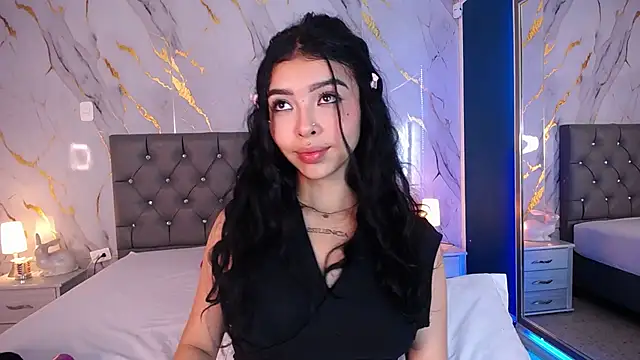 pettit courtny online show from 03/12/25, 01:47