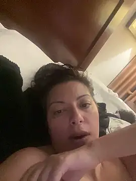 jessicag182 online show from 10/23/25, 11:46