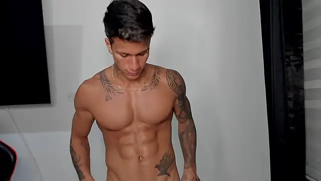 pettergrey1 online show from 10/20/25, 11:38