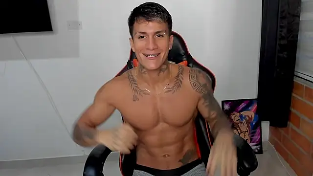 pettergrey1 online show from 10/22/25, 10:42