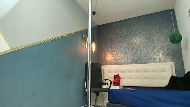 Erick Zhimerman online show from 10/04/25, 02:42