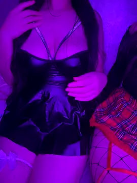 Queen-Walae online show from 11/26/25, 02:01