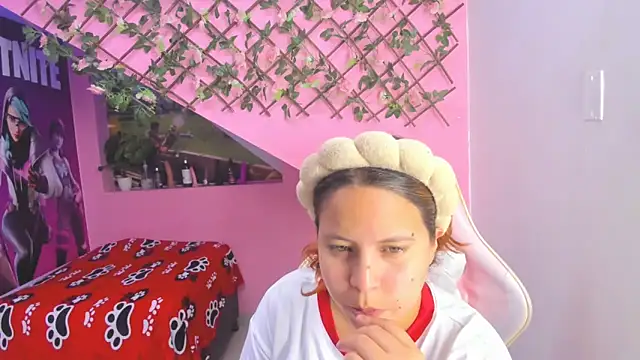 marcellaa303av online show from 01/04/25, 02:14
