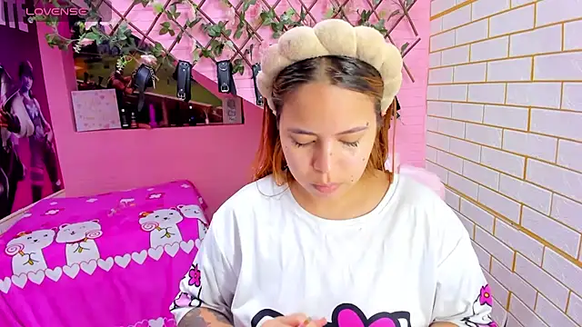 marcellaa303av online show from 12/05/25, 12:52