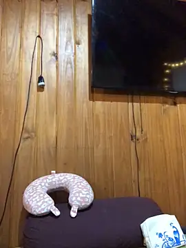 Snapshot of EffyScarlet chatting on 10/01/25, 11:00 EffyScarlet online show from 10/01/25, 11:00