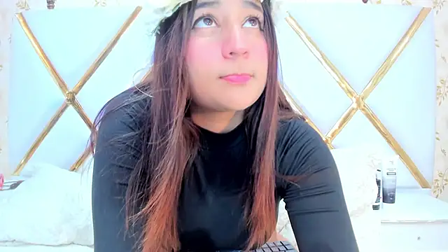 LaurenHu online show from 01/28/25, 04:39