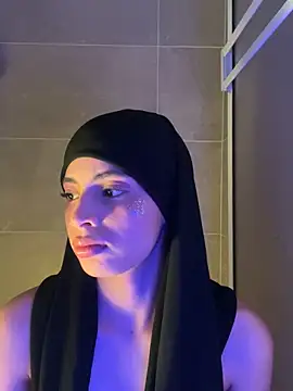 Snapshot of jhalila chatting on 09/14/25, 02:00 jhalila online show from 09/14/25, 02:00