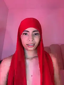 Snapshot of jhalila chatting on 10/20/25, 10:43 jhalila online show from 10/20/25, 10:43