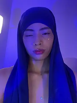 Snapshot of jhalila chatting on 10/22/25, 11:59 jhalila online show from 10/22/25, 11:59