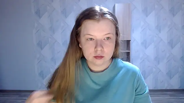 Snapshot of Melina_Hot9 chatting on 04/04/26, 01:15 Melina Hot9 online show from 04/04/26, 01:15
