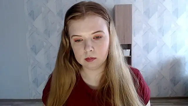 Snapshot of Melina_Hot9 chatting on 04/11/26, 07:45 Melina Hot9 online show from 04/11/26, 07:45