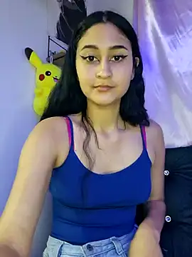 Snapshot of MadissomCute chatting on 12/06/24, 03:08 MadissomCute online show from 12/06/24, 03:08