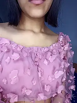 Snapshot of PequeArely chatting on 01/16/25, 08:22 PequeArely online show from 01/16/25, 08:22