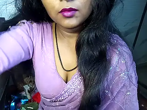 Snapshot of Muktha chatting on 01/05/25, 12:31 Muktha online show from 01/05/25, 12:31