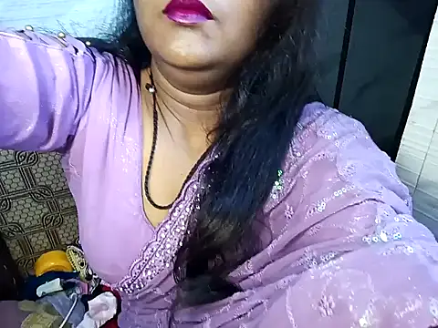Snapshot of Muktha chatting on 01/16/25, 12:55 Muktha online show from 01/16/25, 12:55