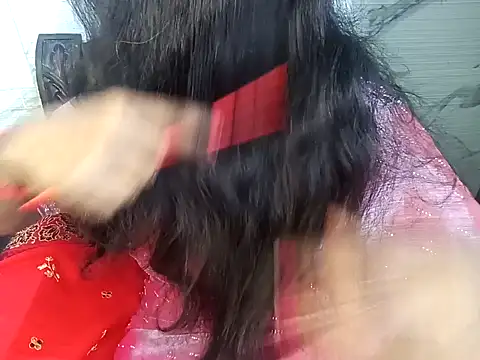 Snapshot of Muktha chatting on 01/18/25, 11:33 Muktha online show from 01/18/25, 11:33