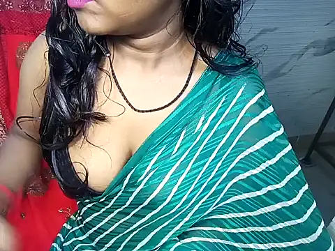 Snapshot of Muktha chatting on 01/22/25, 11:56 Muktha online show from 01/22/25, 11:56