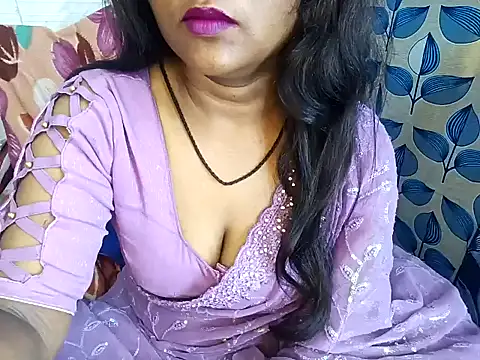 Snapshot of Muktha chatting on 02/02/25, 12:19 Muktha online show from 02/02/25, 12:19