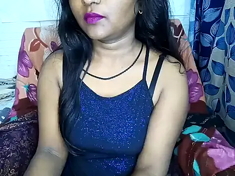 Snapshot of Muktha chatting on 02/05/25, 07:42 Muktha online show from 02/05/25, 07:42