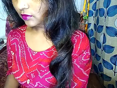 Snapshot of Muktha chatting on 02/11/25, 06:22 Muktha online show from 02/11/25, 06:22