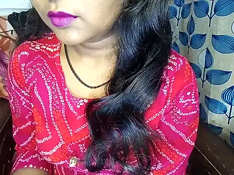 Snapshot of Muktha chatting on 02/16/25, 06:10 Muktha online show from 02/16/25, 06:10