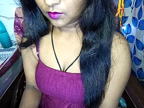 Snapshot of Muktha chatting on 02/17/25, 03:42 Muktha online show from 02/17/25, 03:42