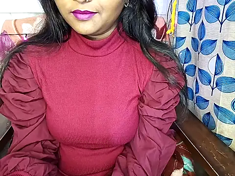 Snapshot of Muktha chatting on 02/21/25, 04:26 Muktha online show from 02/21/25, 04:26