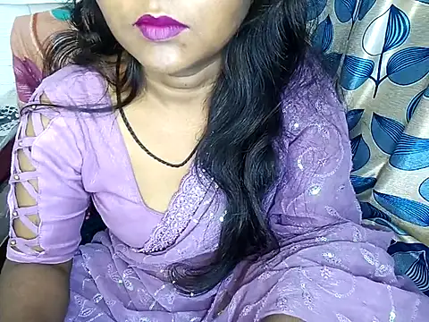 Snapshot of Muktha chatting on 02/26/25, 04:47 Muktha online show from 02/26/25, 04:47