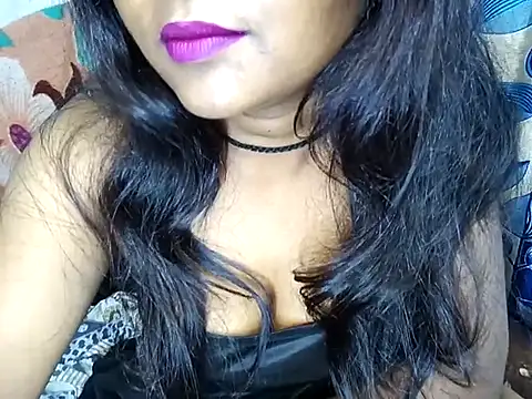Snapshot of Muktha chatting on 03/21/25, 07:57 Muktha online show from 03/21/25, 07:57