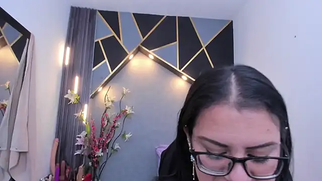 Snapshot of brigittemiller chatting on 04/28/26, 02:27 brigittemiller online show from 04/28/26, 02:27