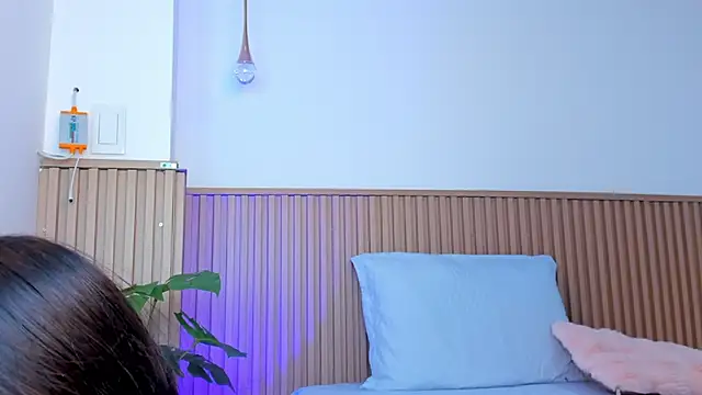 zoe rivers online show from 12/13/24, 11:13
