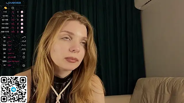 ElswythDecoursey online show from 12/30/24, 12:11