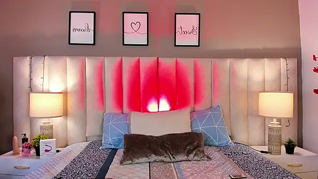 dayanne07 online show from 10/14/25, 08:53