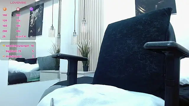 virtual charm online show from 01/03/25, 07:18