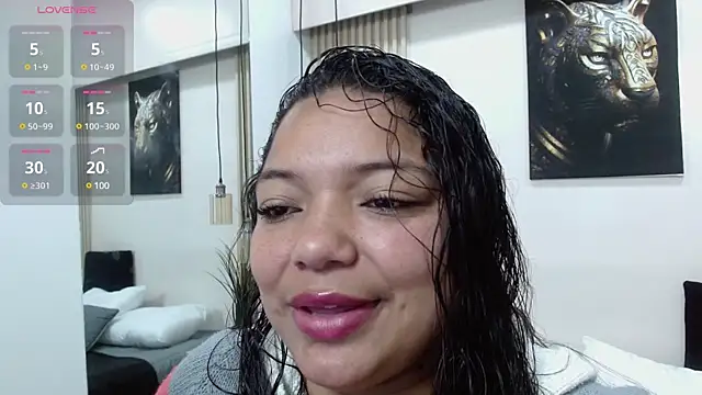 virtual charm online show from 01/22/25, 02:14