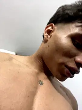 darkviper26 online show from 10/10/25, 07:35