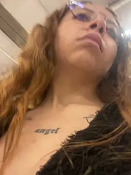  charlott dm online show from 12/04/24, 12:30